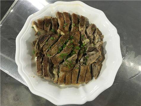 小餐馆大文章 从“不含凉菜、生吃海产品、裱花蛋糕”看中餐制售的经营边界